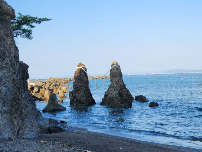 手結(てい)｜夫婦岩｜高知県香南市夜須手結山